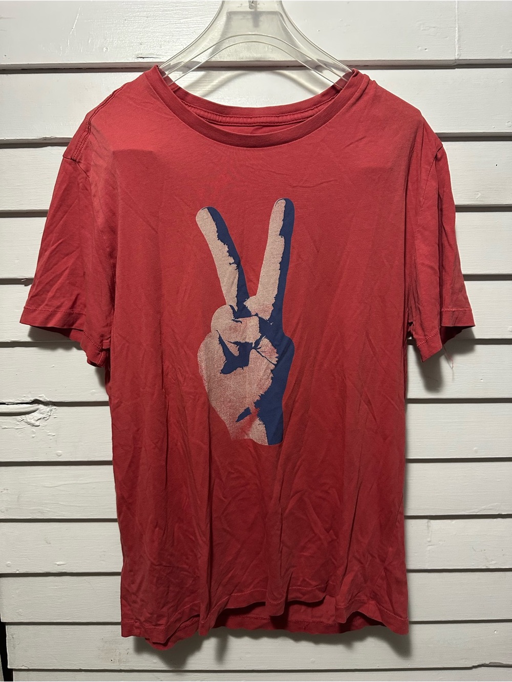 Red Graphic Peace Sign Womens T‑Shirt